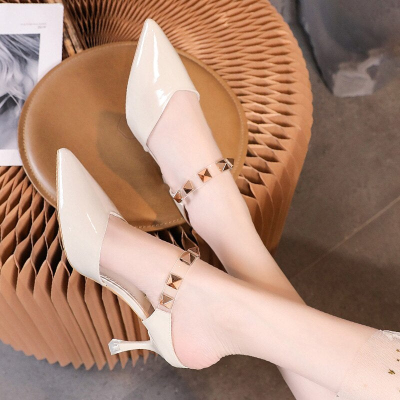 Pointed Toe Ladies Heel