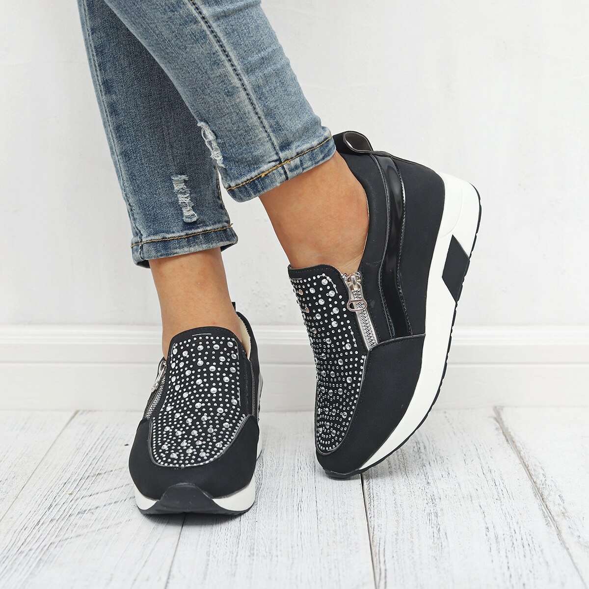 Outdoor Woman Sneakers