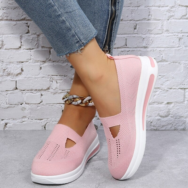 Women's Sports Style Thick Bottom Shoes