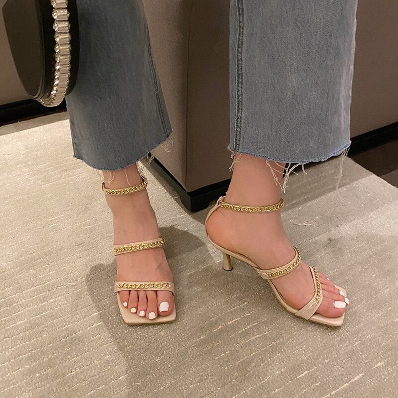 Toe Chain Buckle Strap Sandals