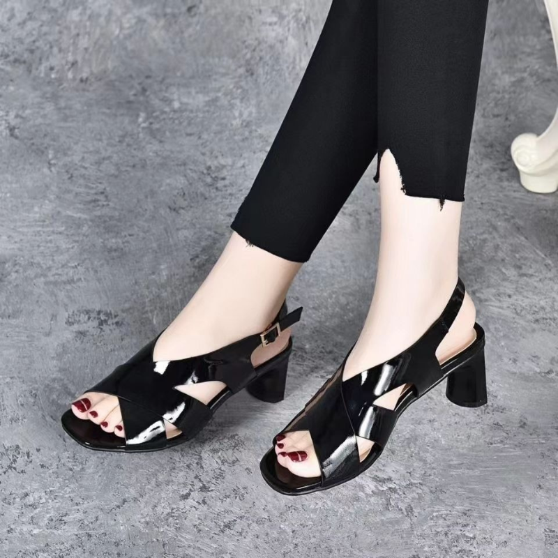 Women Thick-Heeled Leather Sandals