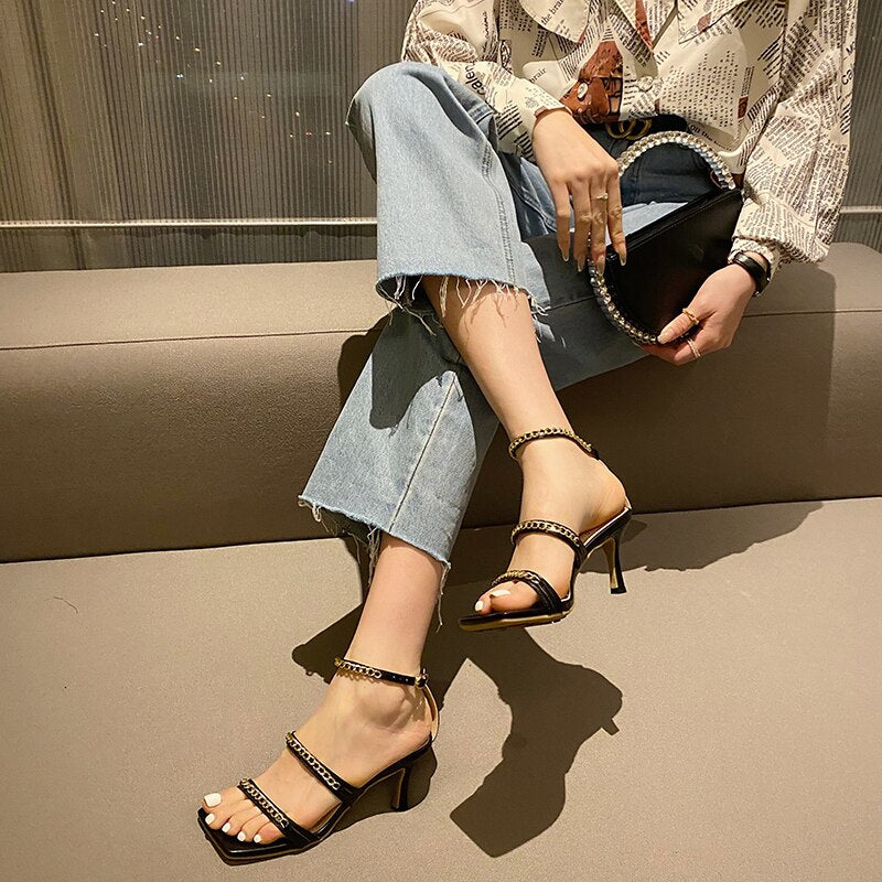 Toe Chain Buckle Strap Sandals