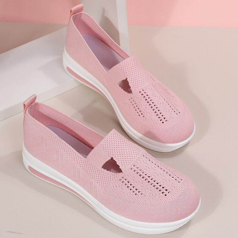 Women's Sports Style Thick Bottom Shoes