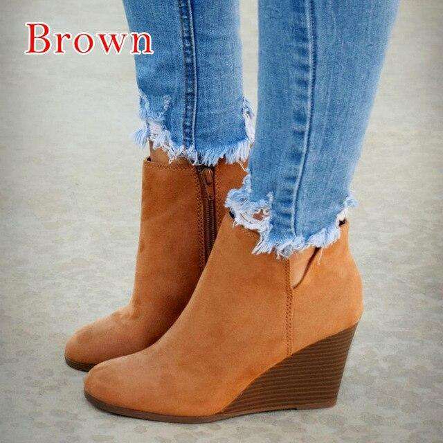 Thick Heeled Low Cut Boot