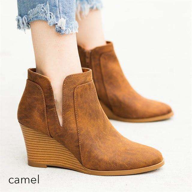 Thick Heeled Low Cut Boot