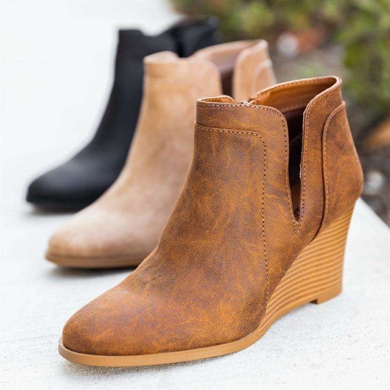 Thick Heeled Low Cut Boot