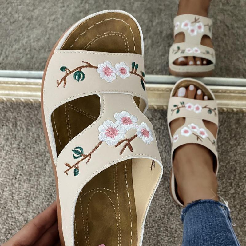 Women Flower Slippers