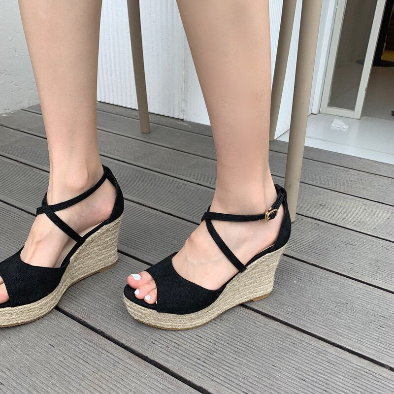 Cross Straps Baotou Sandals