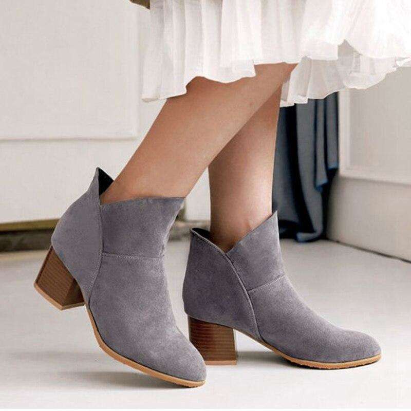 Round Head Lined Heel Boots