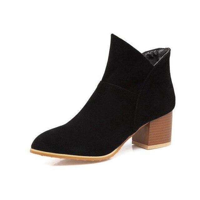 Round Head Lined Heel Boots