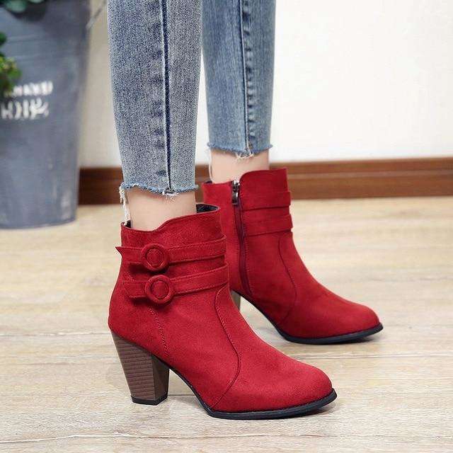 Autumn Boots With Classic Zipper Style