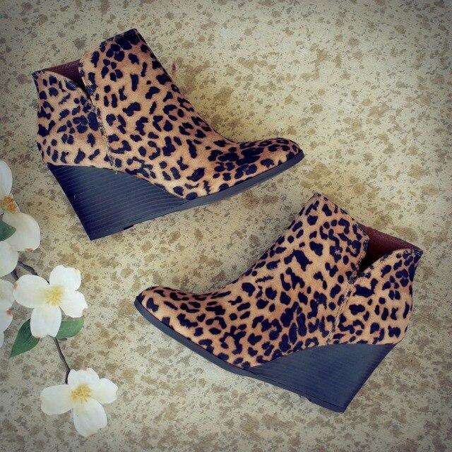 Pointed Toe Thick Sole Booties