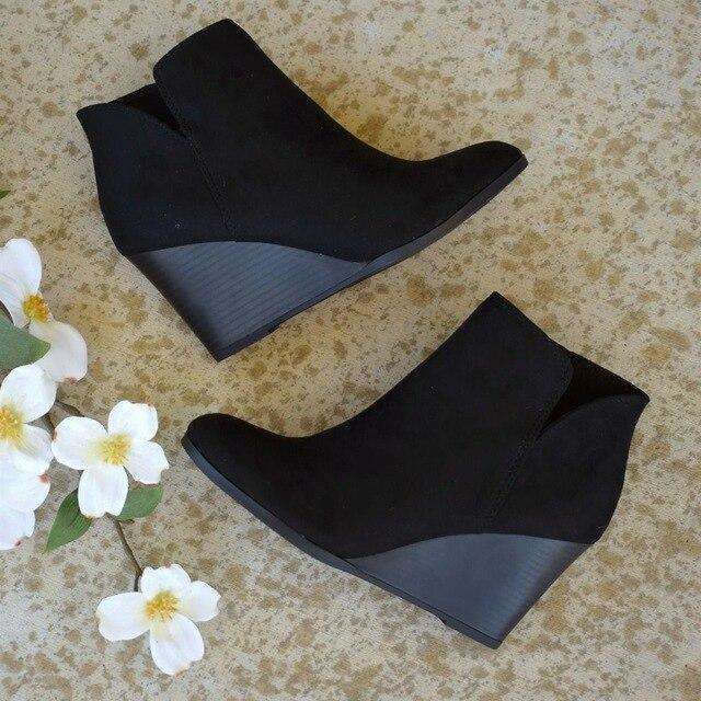 Pointed Toe Thick Sole Booties