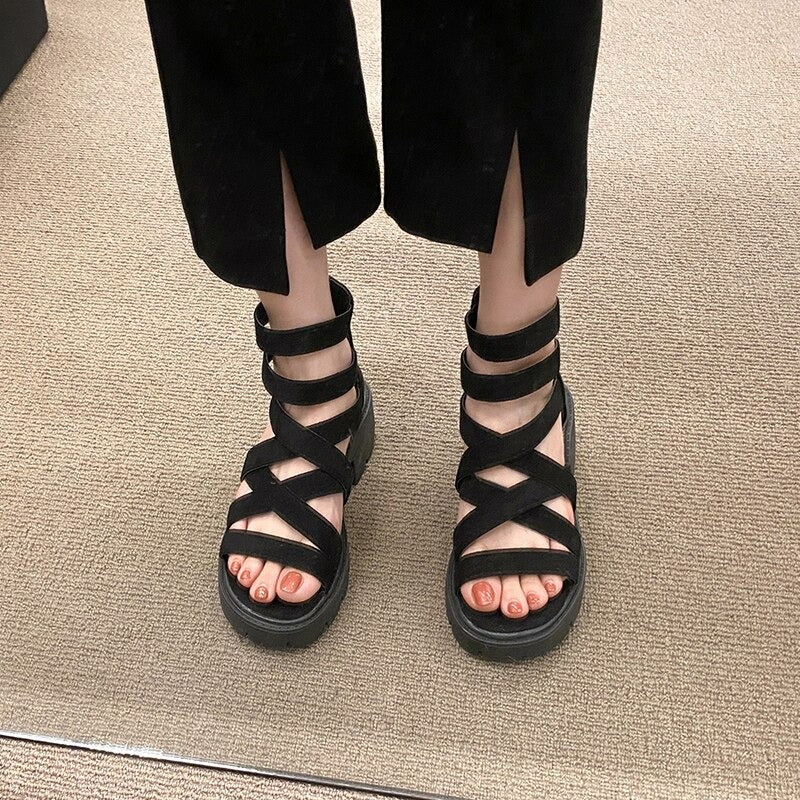 Women Zipper Rock Sandal