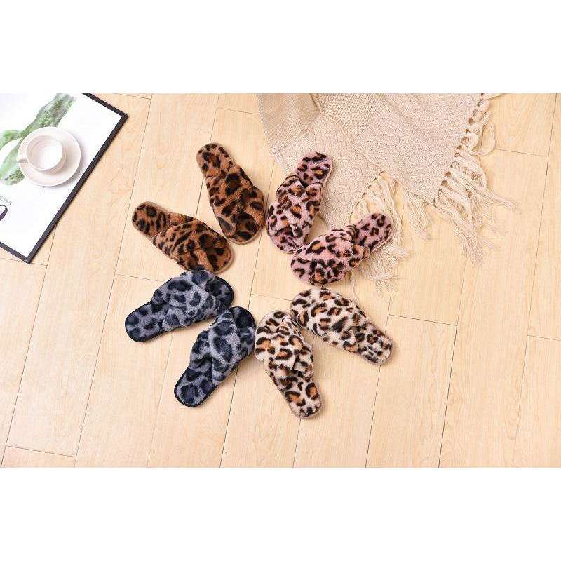 Leopard Print Indoor Ladies Slippers