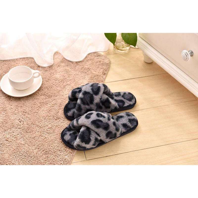 Leopard Print Indoor Ladies Slippers