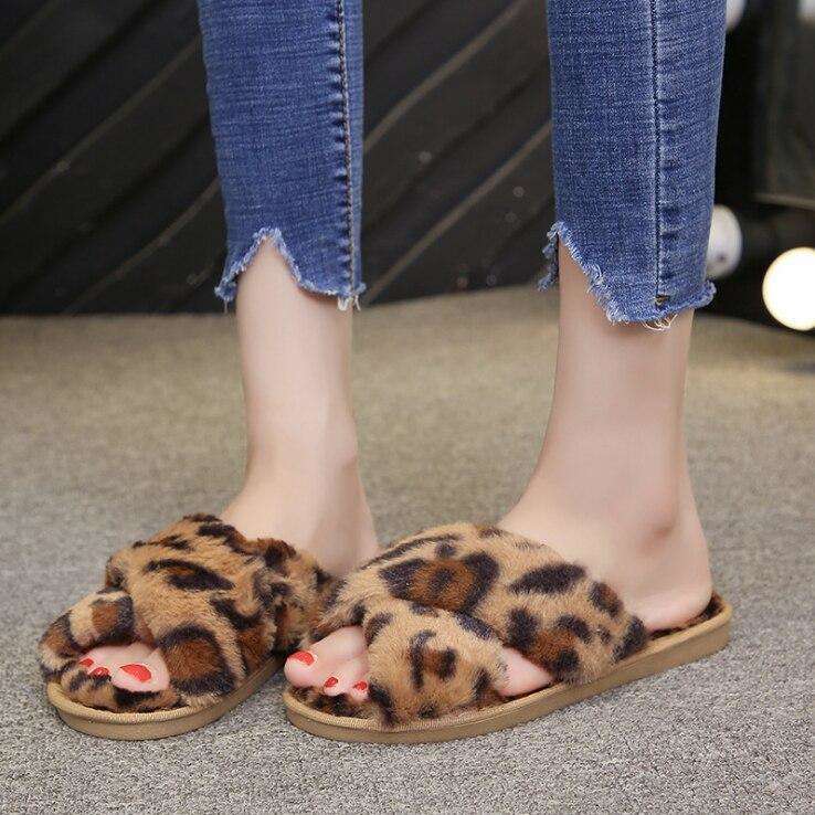 Leopard Print Indoor Ladies Slippers